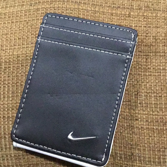nike slim wallet